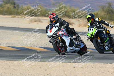 media/Jan-13-2024-SoCal Trackdays (Sat) [[9c032fe5aa]]/Turn 4 (135pm)/